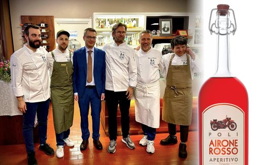 Poli Airone Rosso toasts for a 5-star cheer