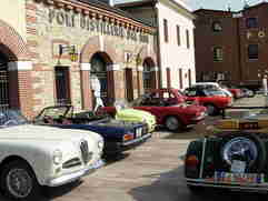 Vintage cars and great Grappa, what a perfect pairing !