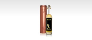 Grappa di Pura Vinaccia Riposata Metallrohr Grappa di Pura Vinaccia Riposata Metallrohr
